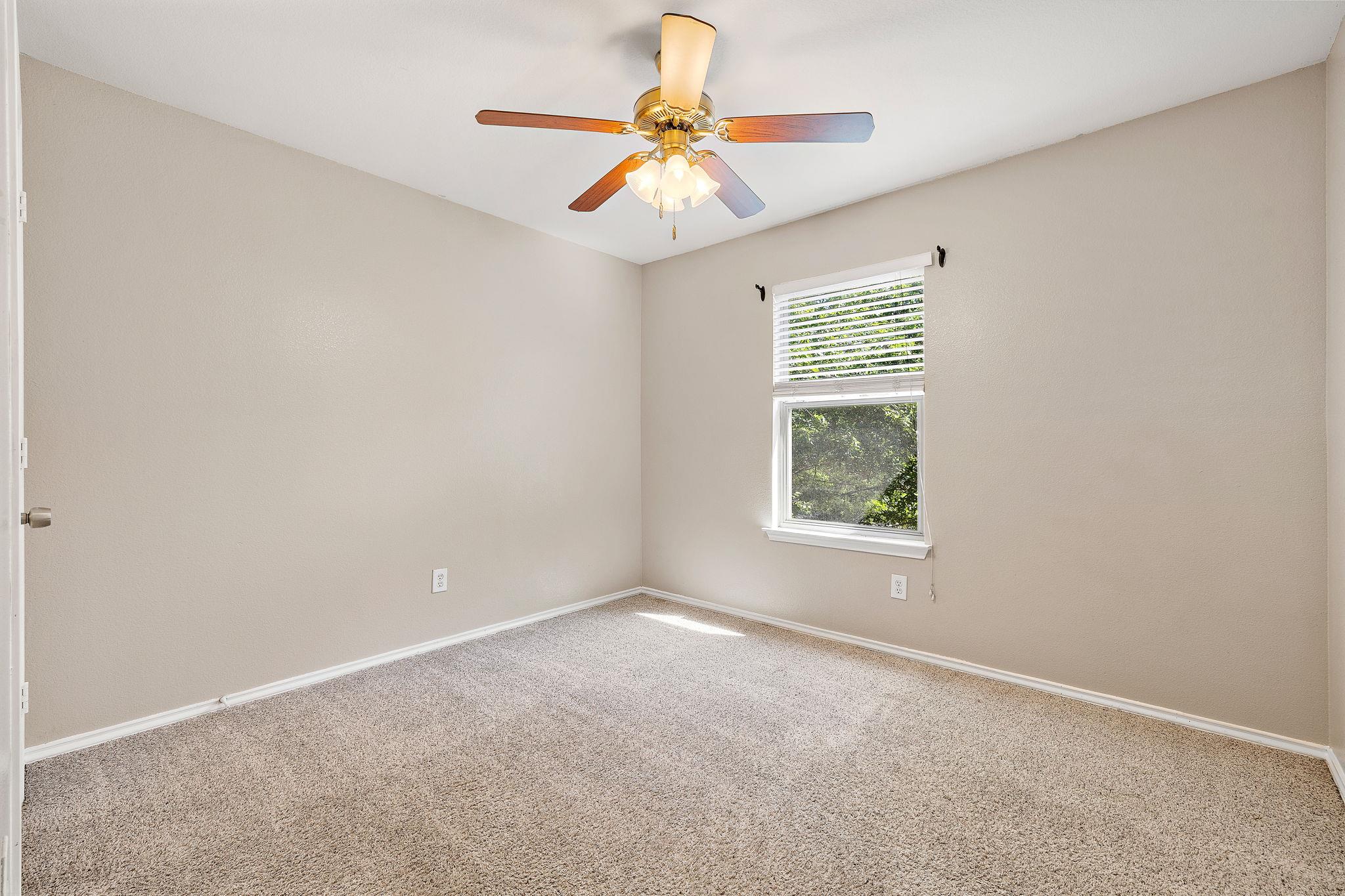 5705 Viewpoint Dr, Austin, TX 78744