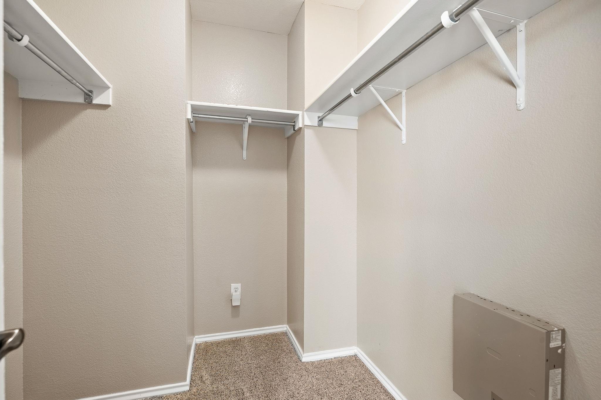 5705 Viewpoint Dr, Austin, TX 78744