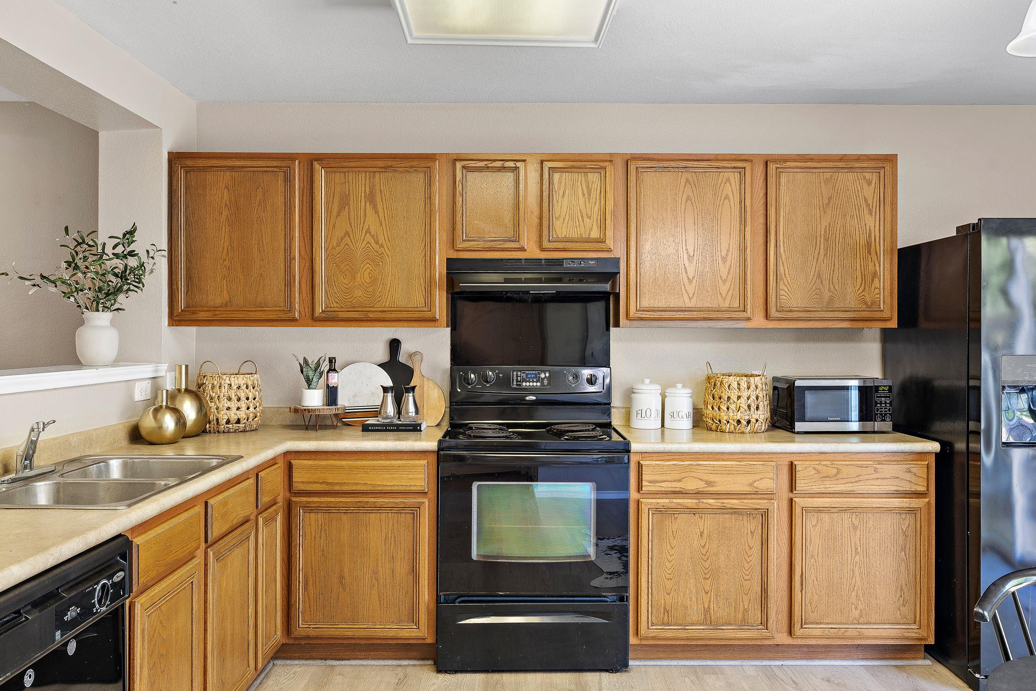 5705 Viewpoint Dr, Austin, TX 78744