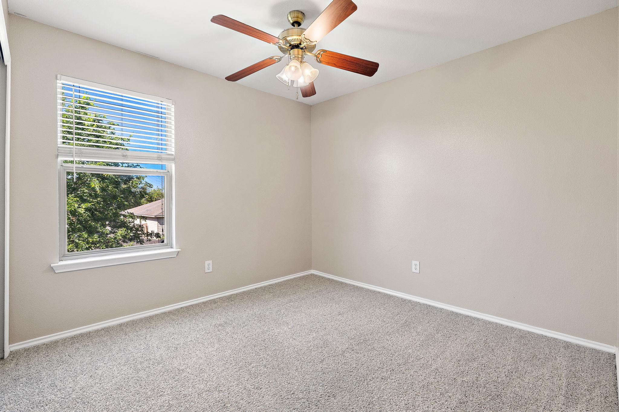 5705 Viewpoint Dr, Austin, TX 78744