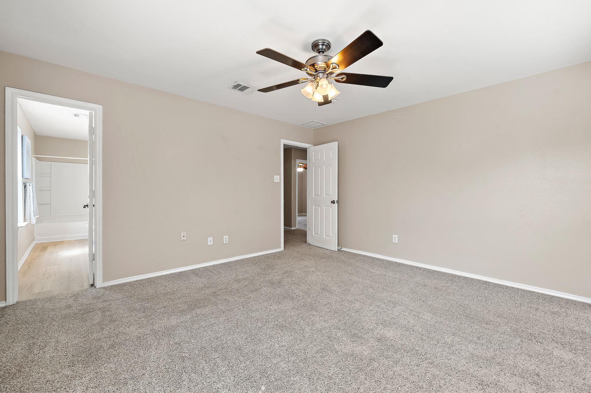 5705 Viewpoint Dr, Austin, TX 78744
