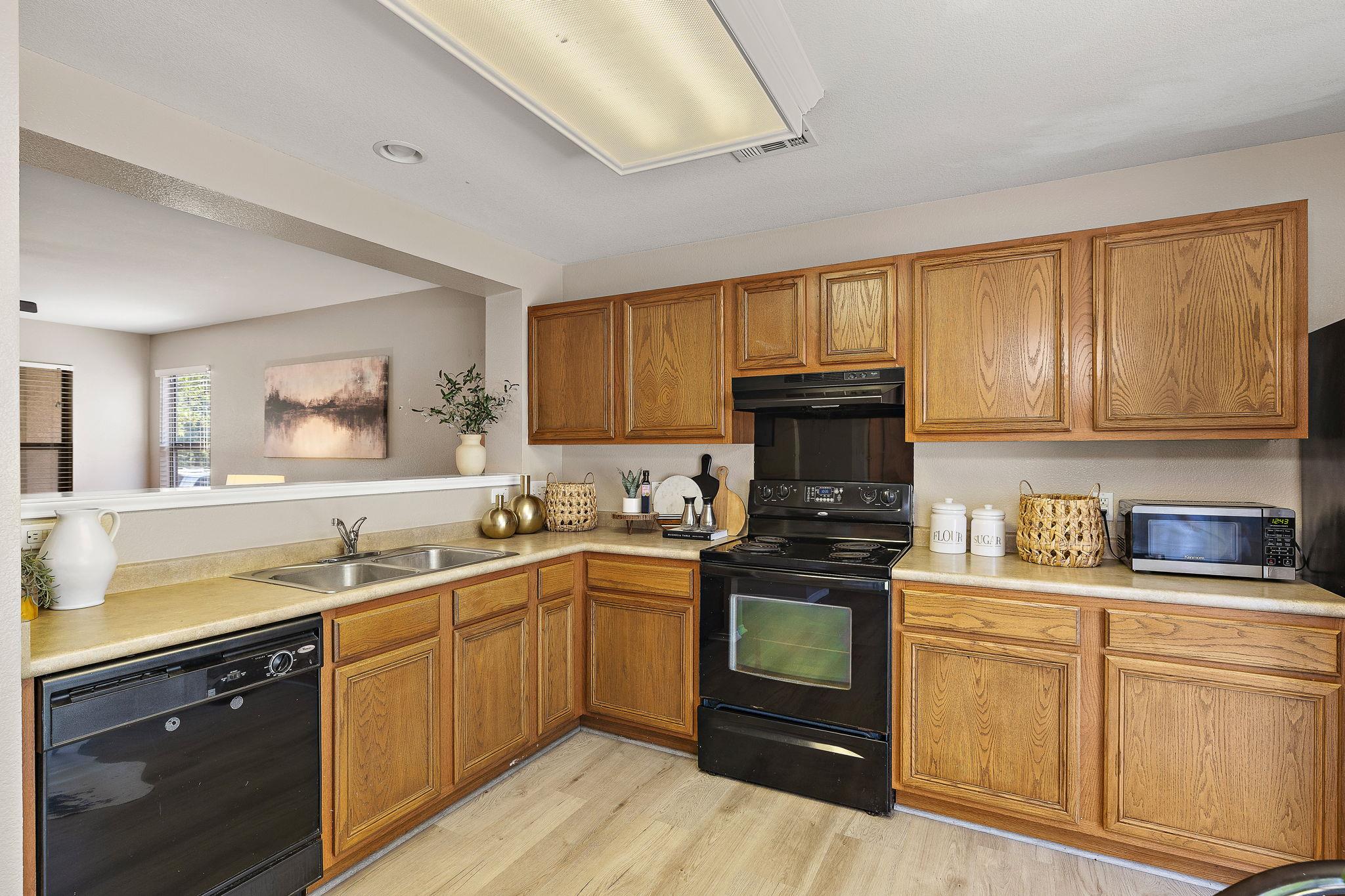 5705 Viewpoint Dr, Austin, TX 78744