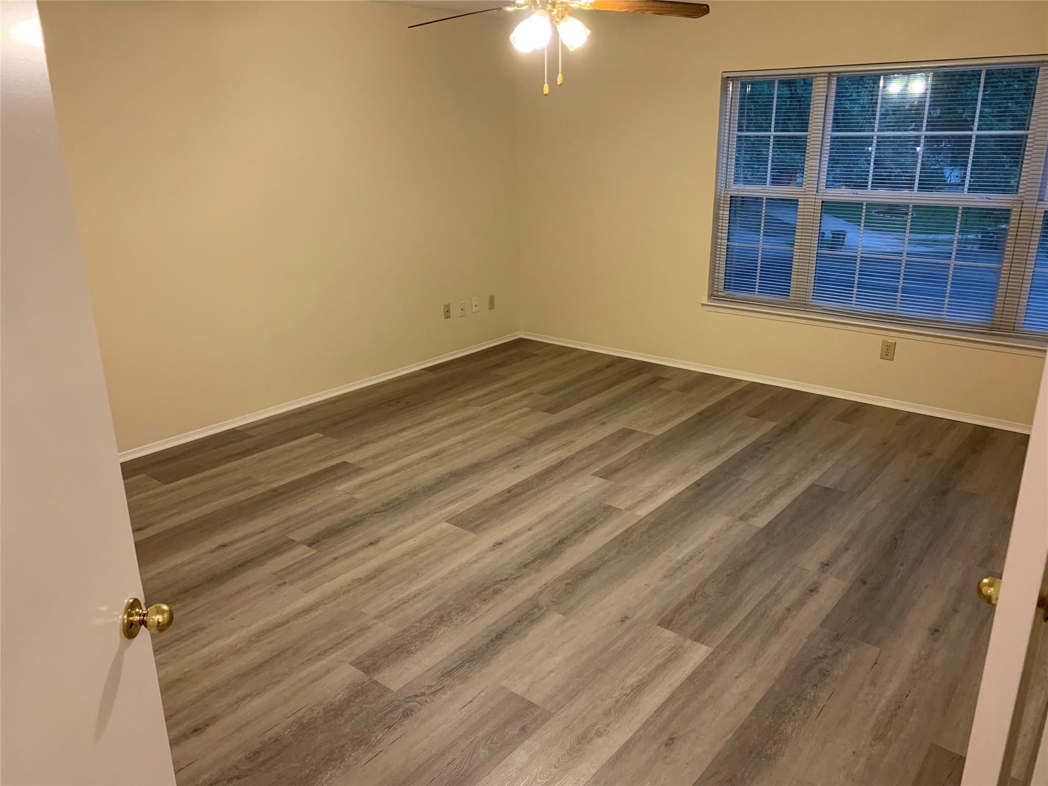10911 Grassmere Ct, Austin, TX 78739