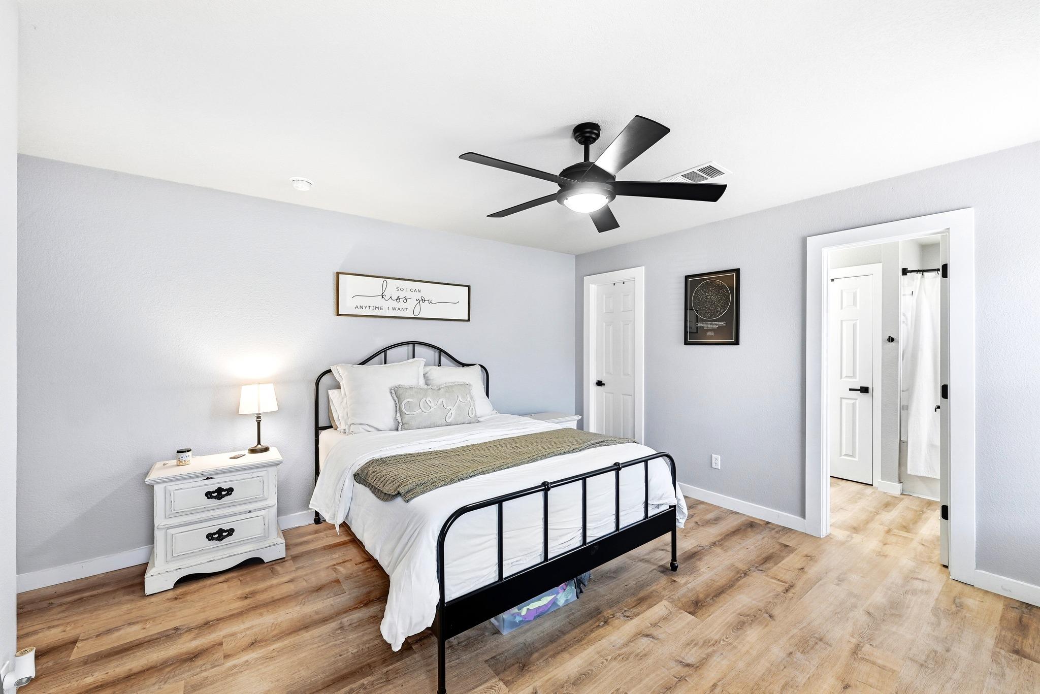 105 Lidell St, Hutto, TX 78634