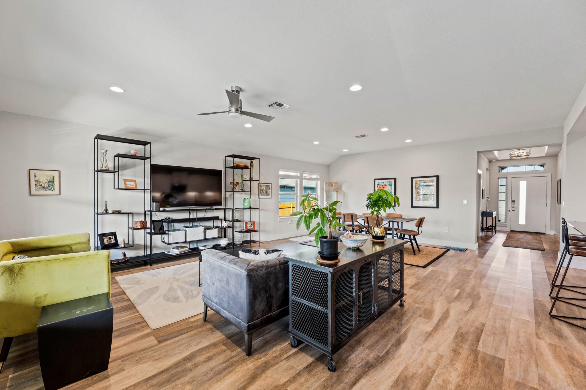 9517 Lighthearted Dr, Manor, TX 78653