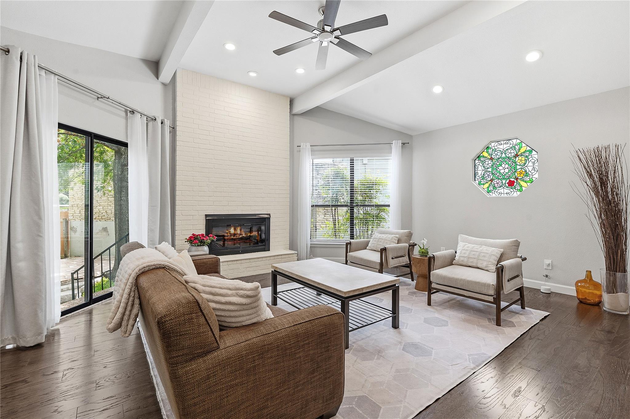 7413 Lakewood Dr, Austin, TX 78750