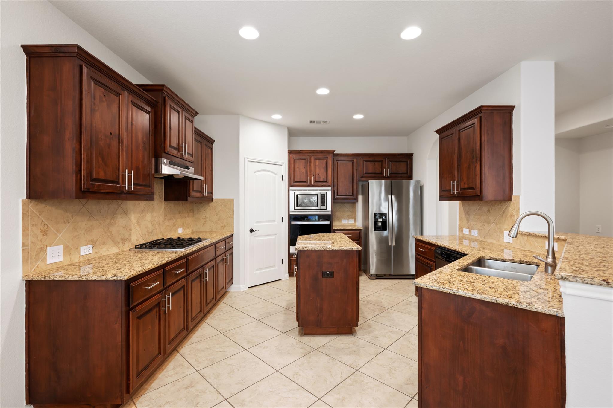 4013 Remington Rd, Cedar Park, TX 78613