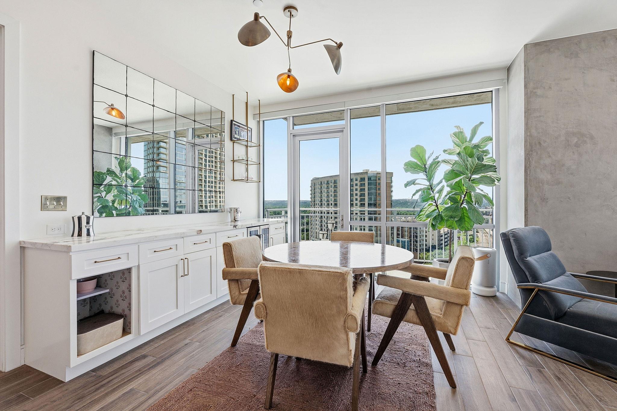 222 West Ave # 1214, Austin, TX 78701