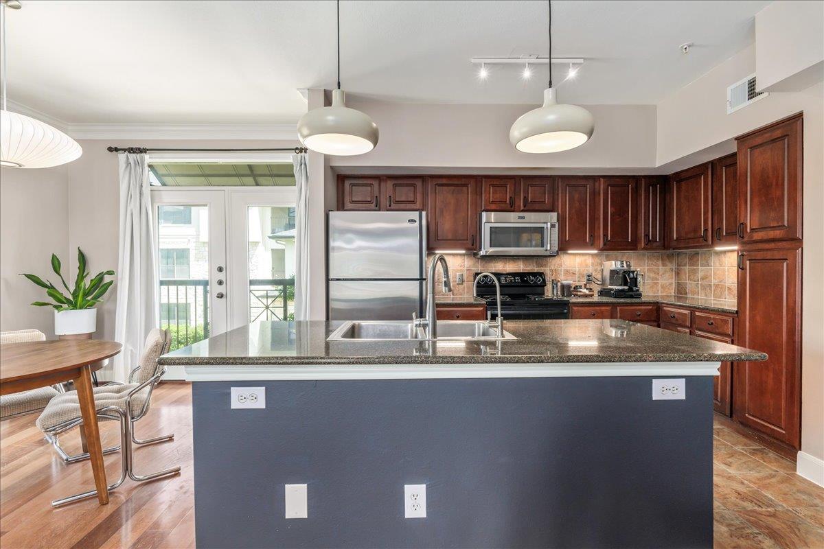 7701 Rialto Blvd # 91, Austin, TX 78735