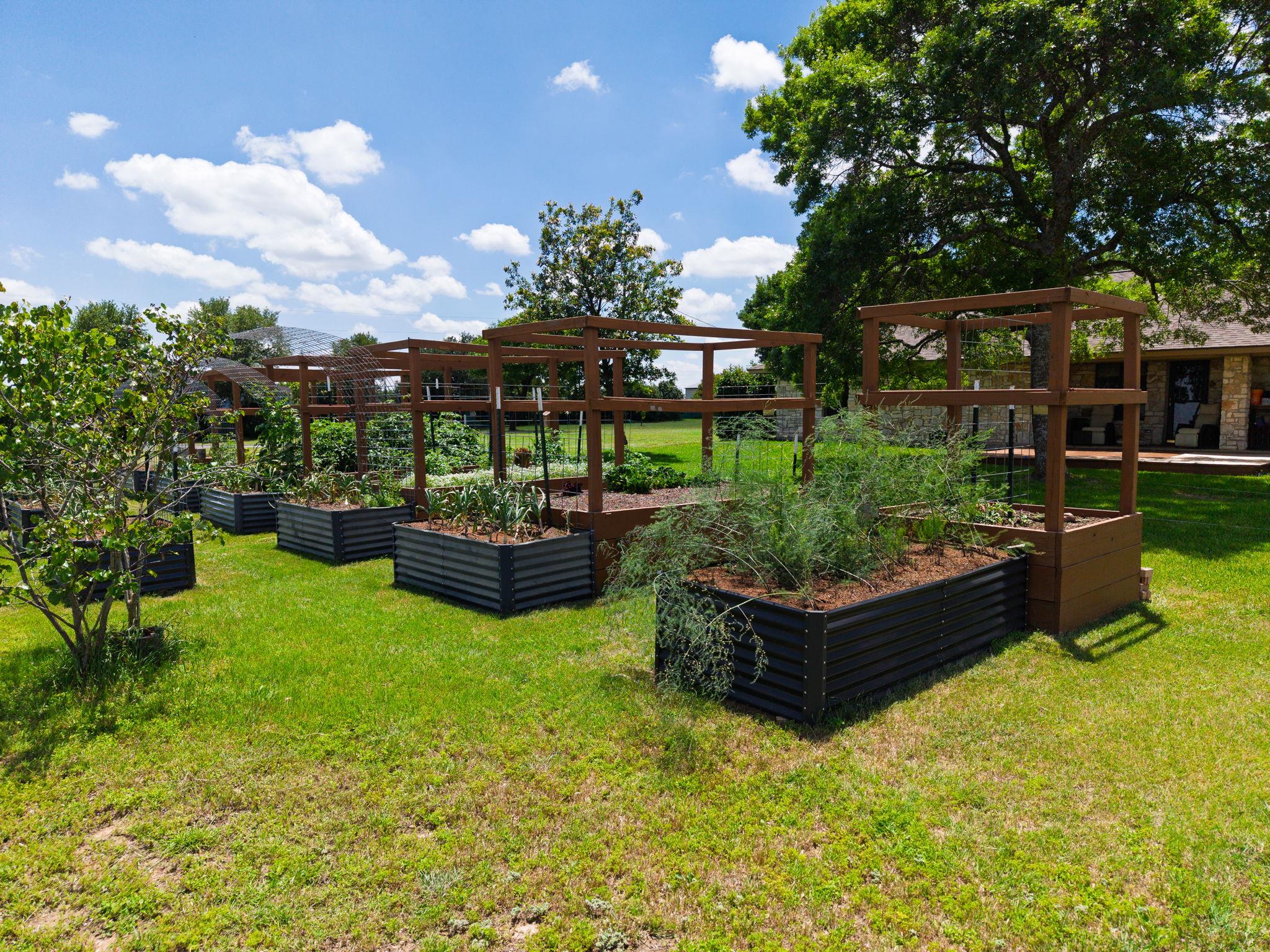 120 Rae Ln, Jarrell, TX 76537