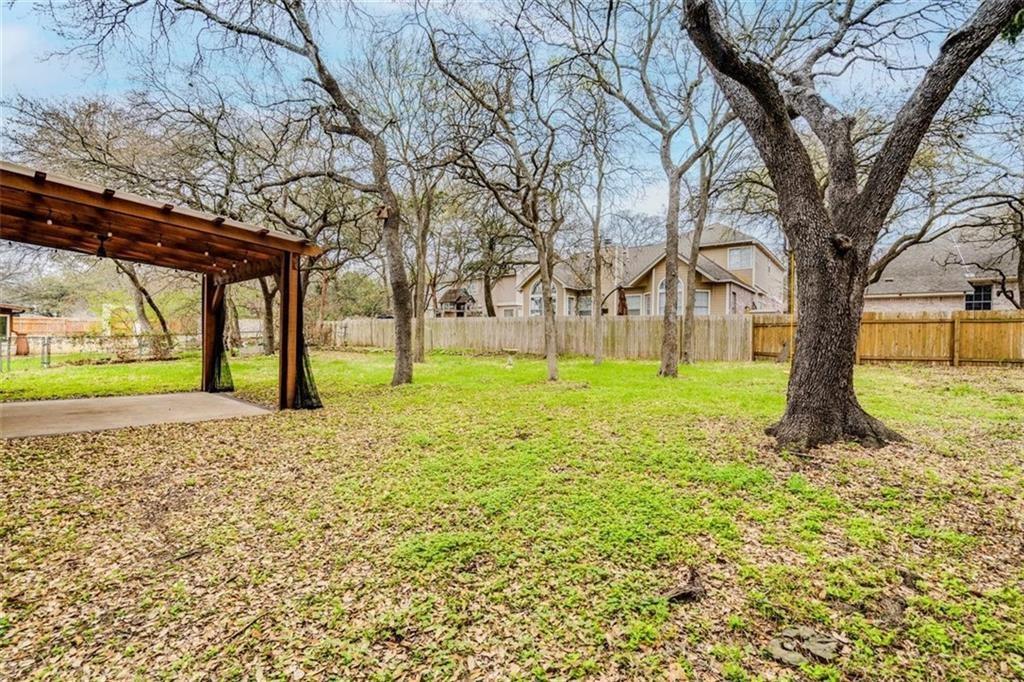 7800 Lonesome Dove Cv, Austin, TX 78729