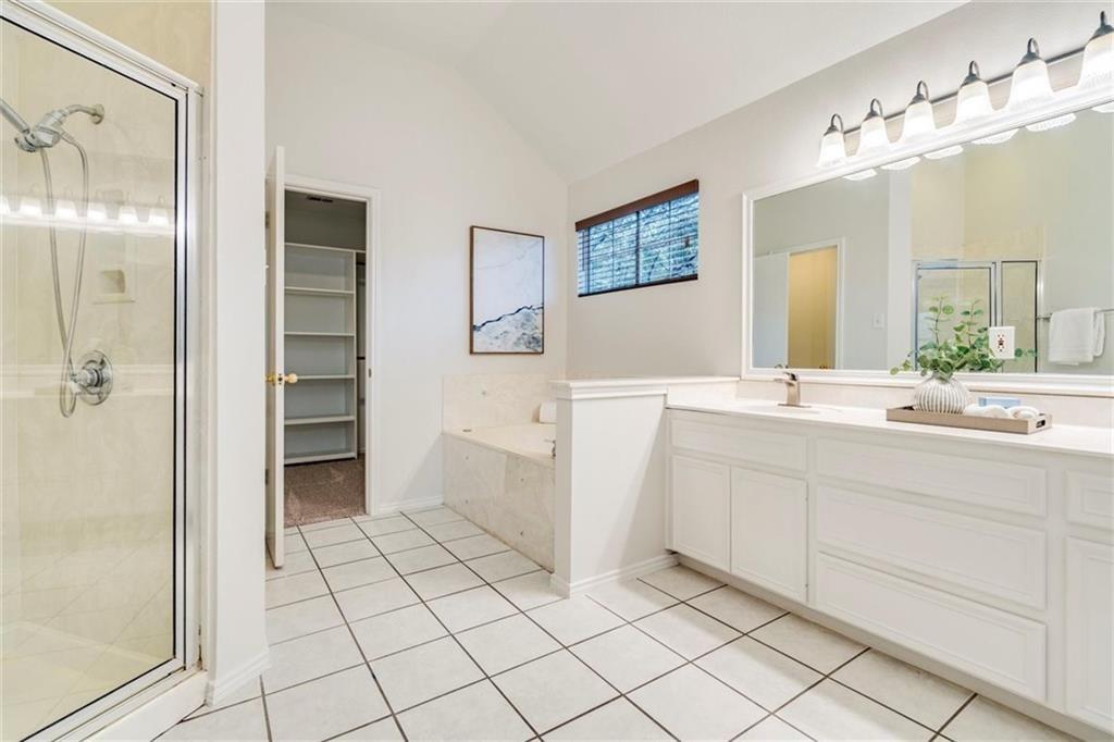 7800 Lonesome Dove Cv, Austin, TX 78729