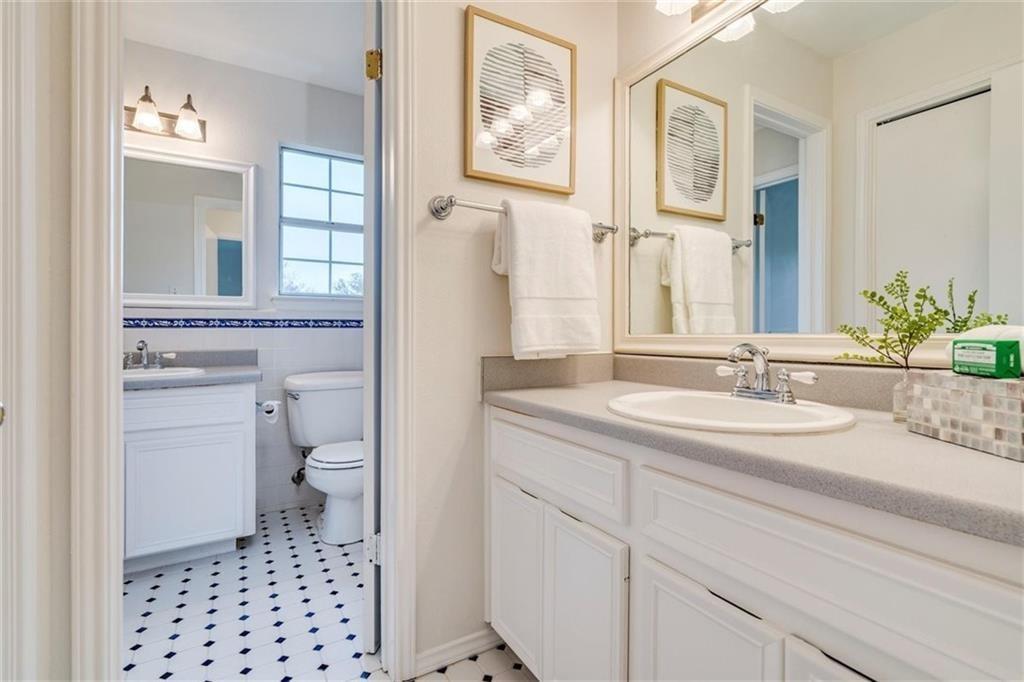 7800 Lonesome Dove Cv, Austin, TX 78729