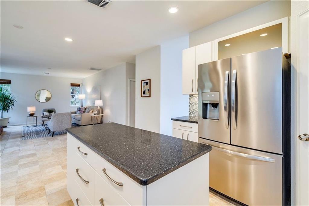 7800 Lonesome Dove Cv, Austin, TX 78729