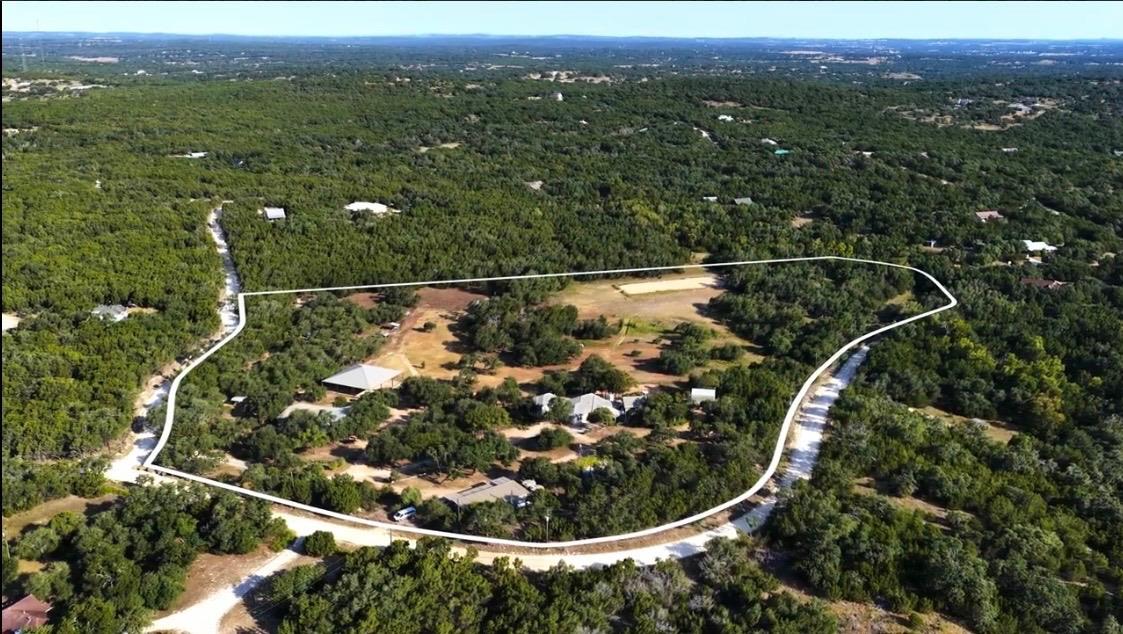100 Rainbow's End, Wimberley, TX 78676