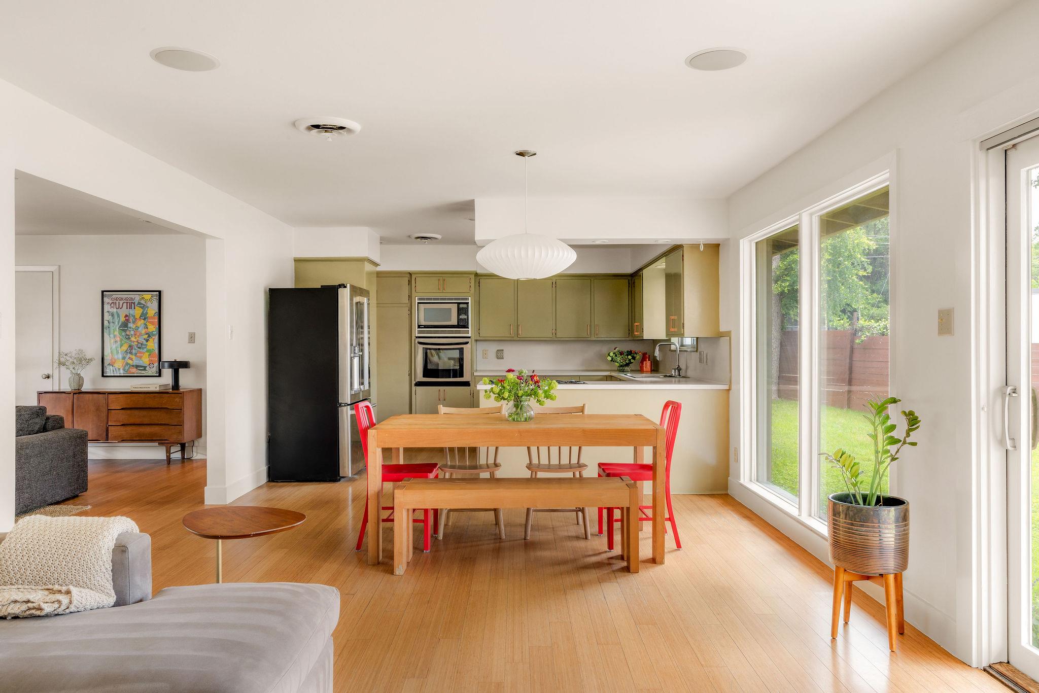 2003 Dexter St, Austin, TX 78704