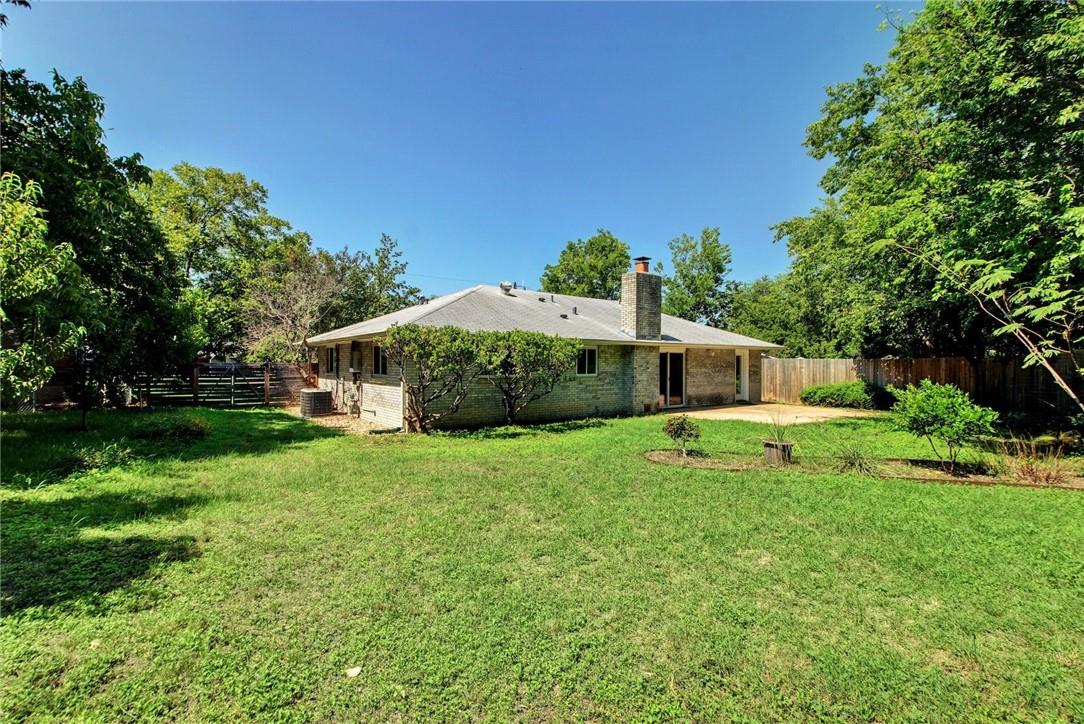 900 Aurora Cir, Austin, TX 78757
