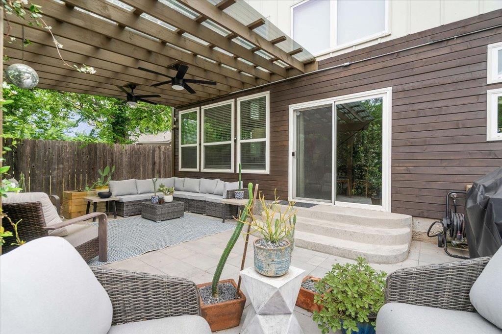 1800 WEBBERVILLE Rd # B, Austin, TX 78721