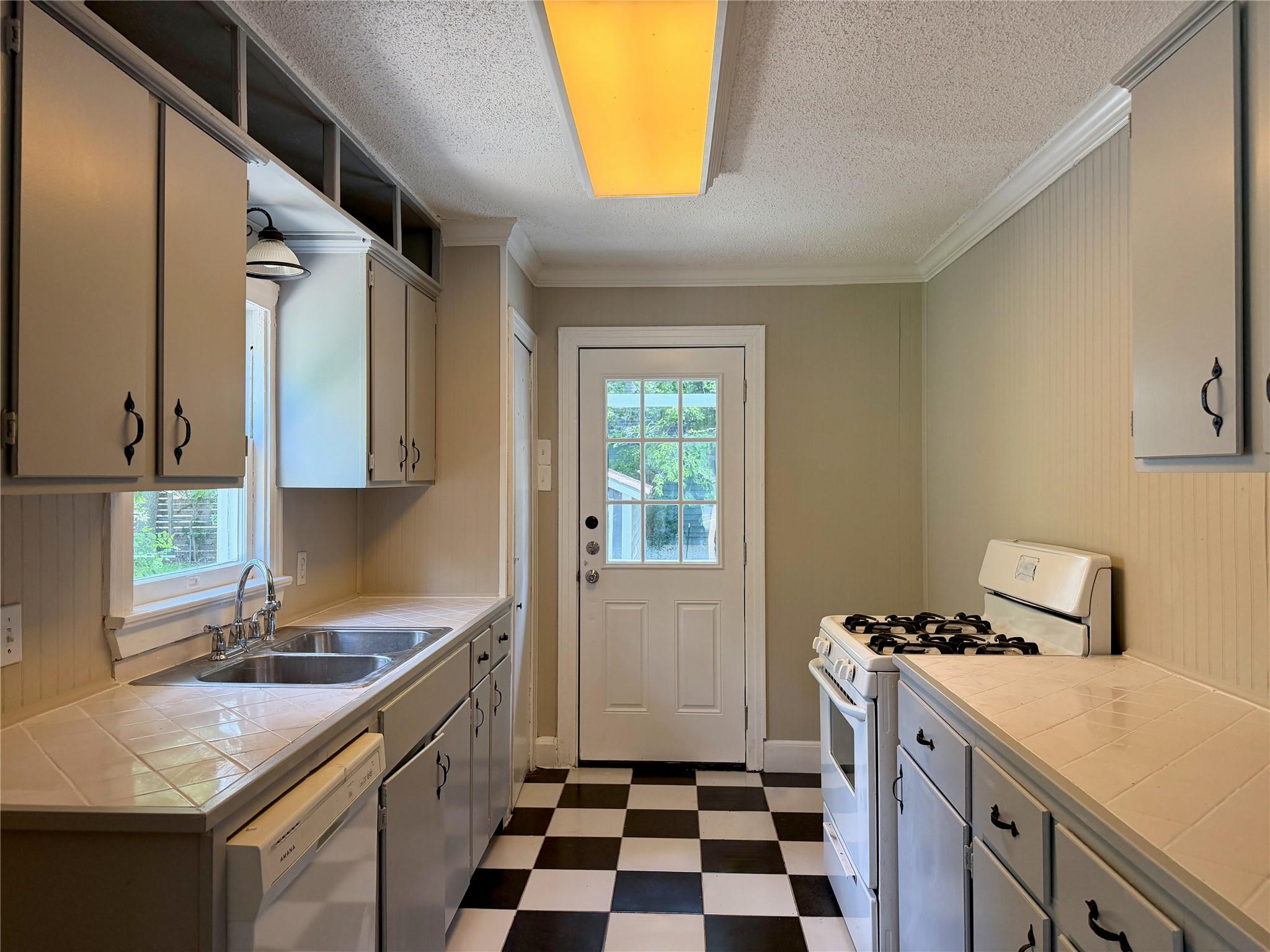4907 Duval St, Austin, TX 78751