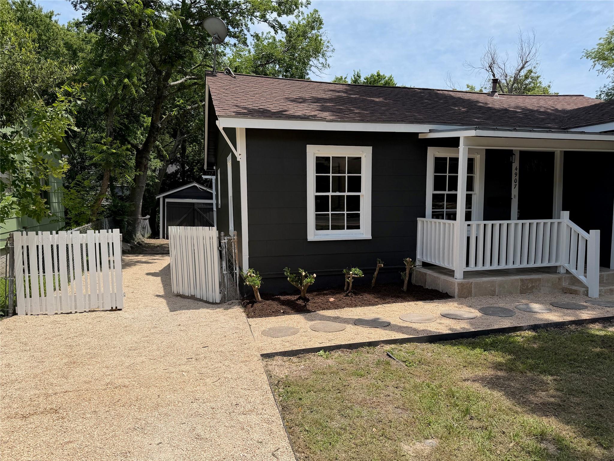 4907 Duval St, Austin, TX 78751