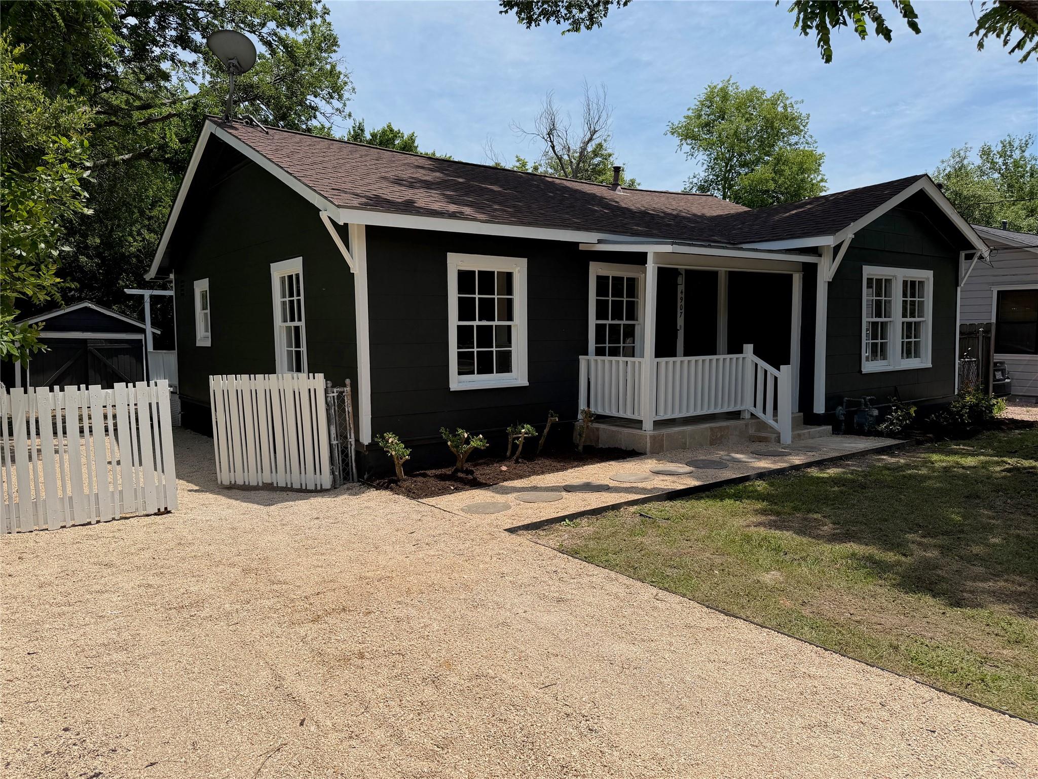 4907 Duval St, Austin, TX 78751