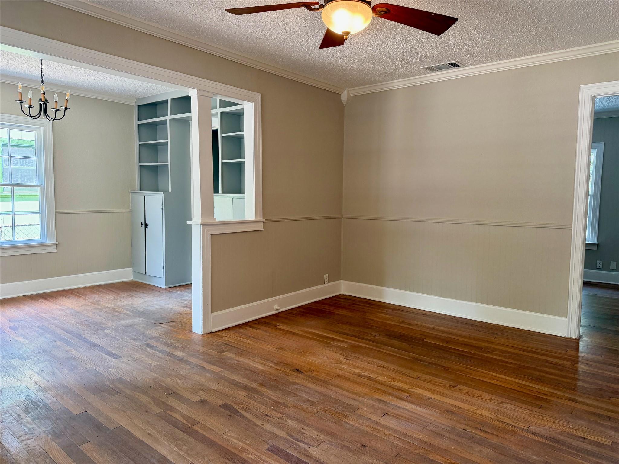 4907 Duval St, Austin, TX 78751