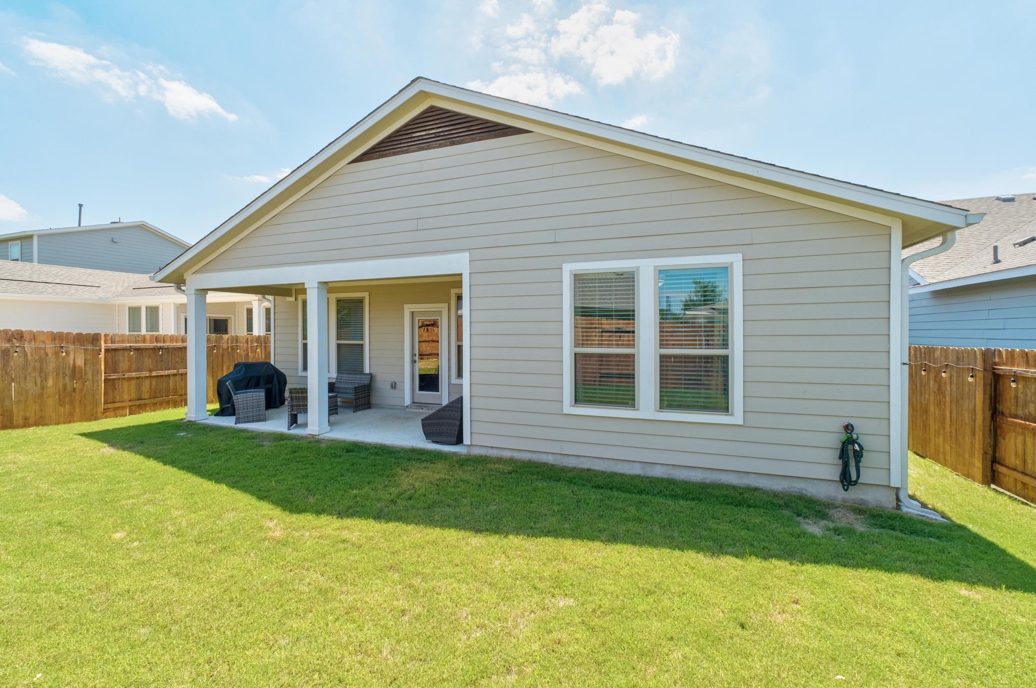 8206 Greyhawk Cv, Austin, TX 78744