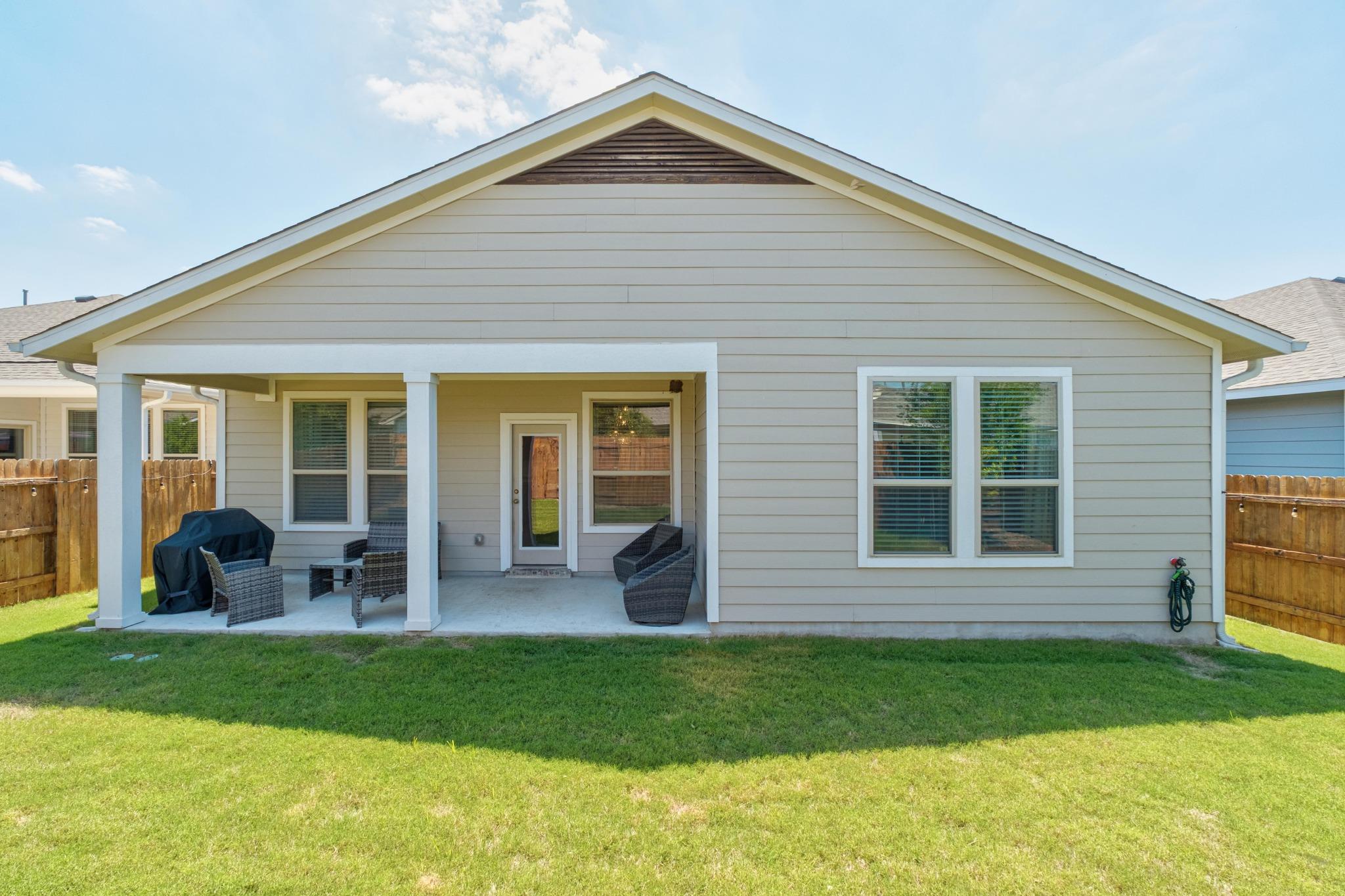 8206 Greyhawk Cv, Austin, TX 78744
