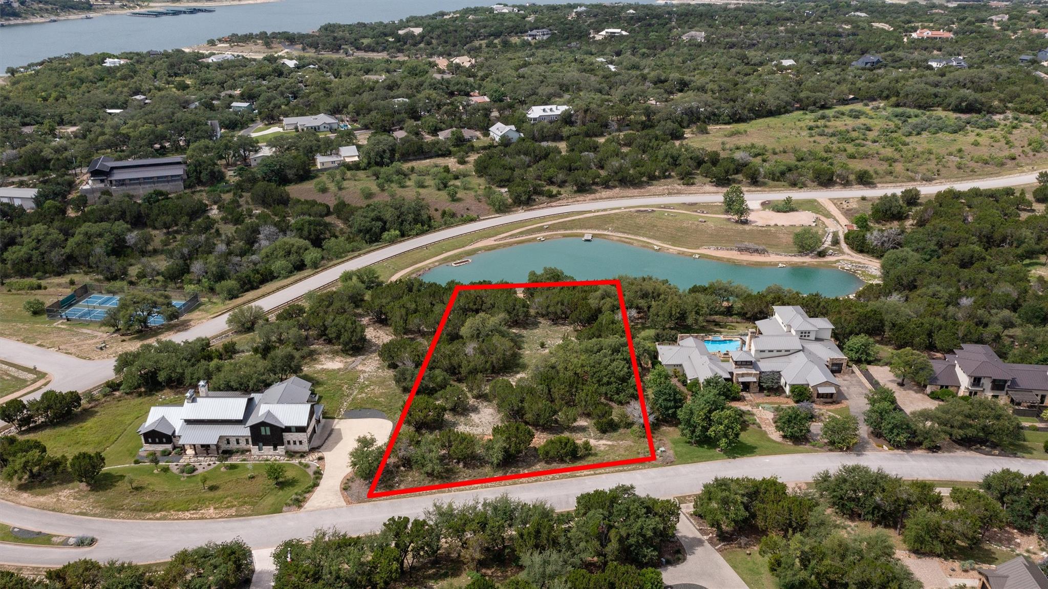 1716 Knights Chance Ln, Spicewood, TX 78669