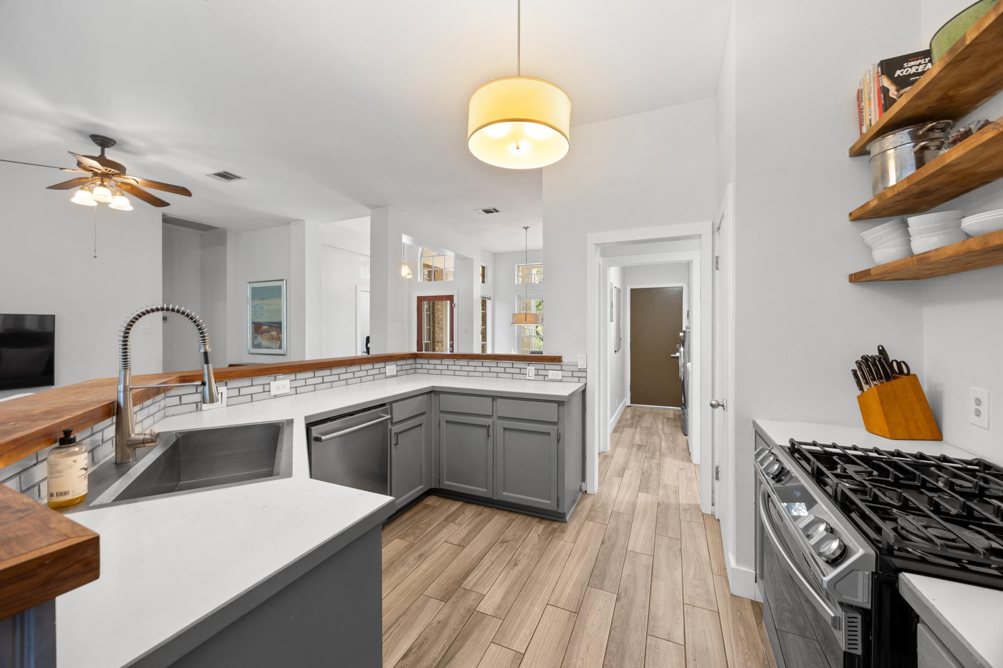 3607 Latimer Dr, Austin, TX 78732