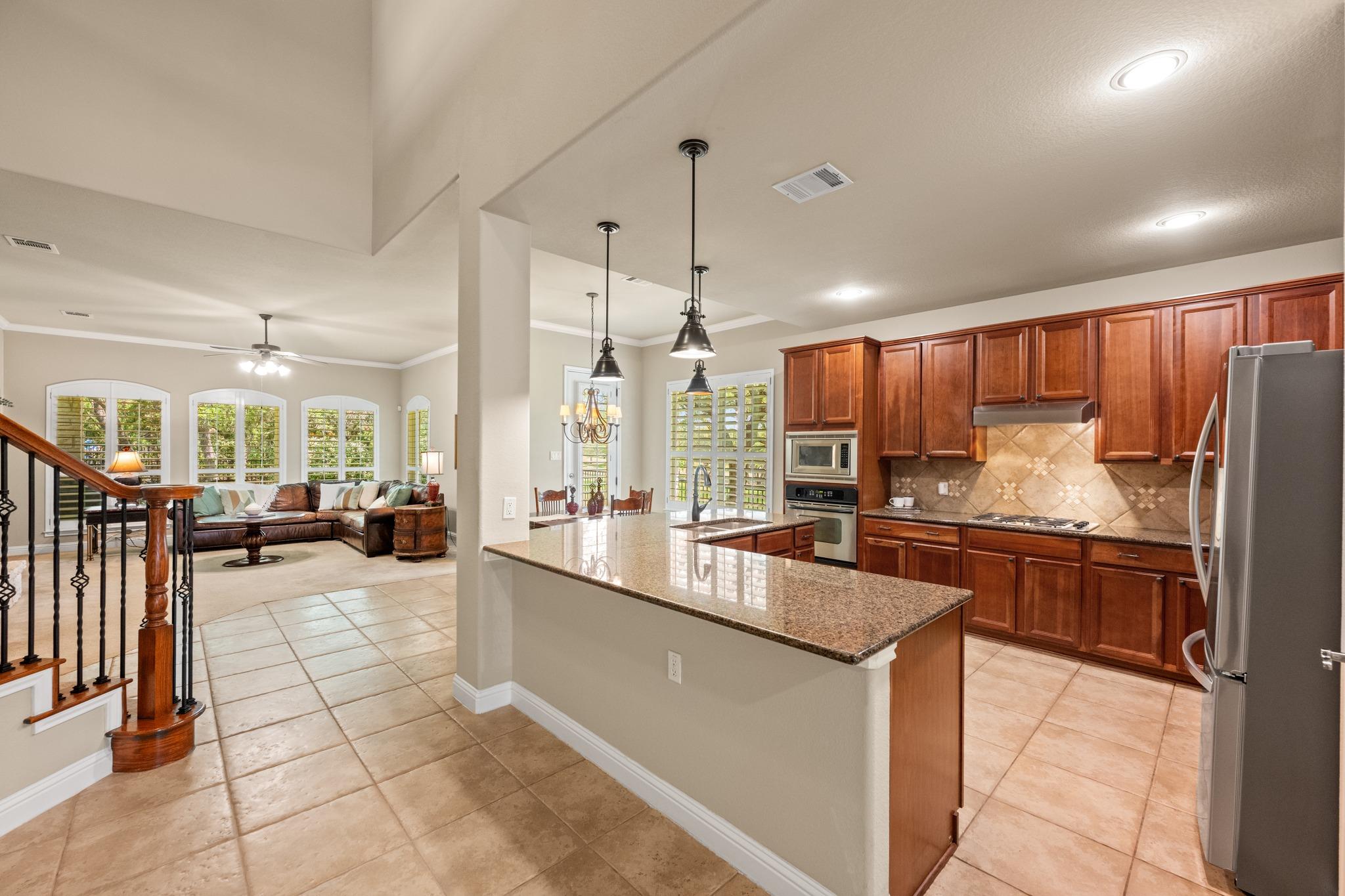 14608 Spillman Ranch Loop, Austin, TX 78738