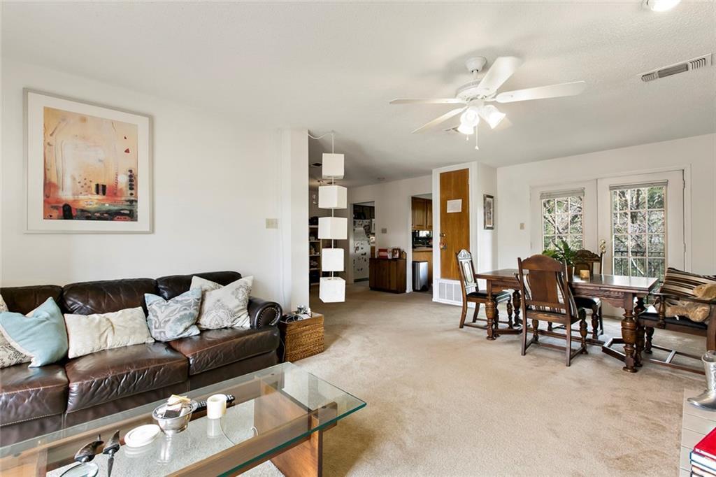 9201 Simmons Rd # 117, Austin, TX 78759