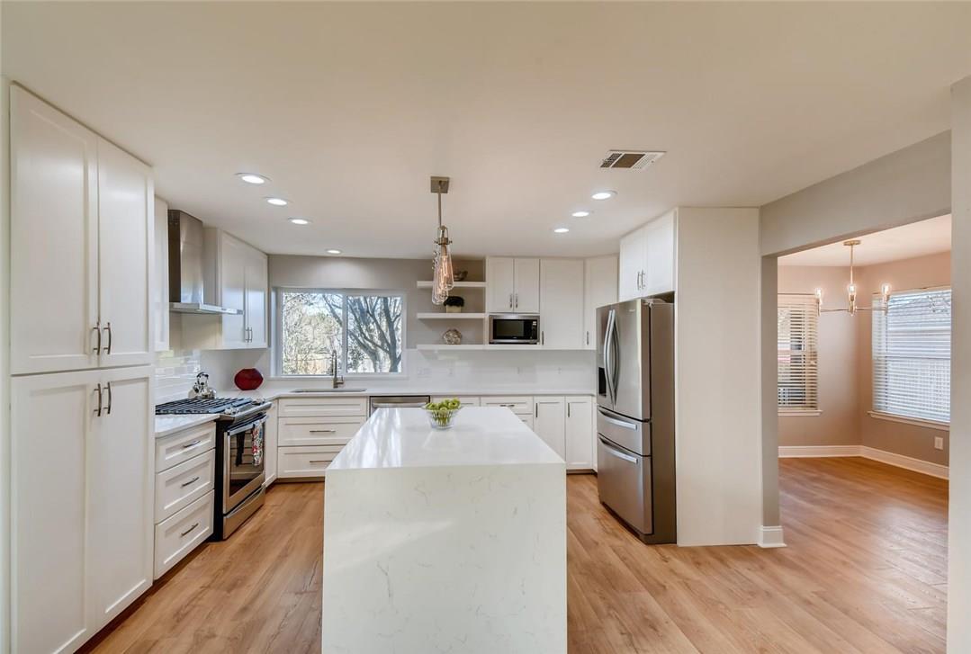 6108 Skahan Ln, Austin, TX 78739