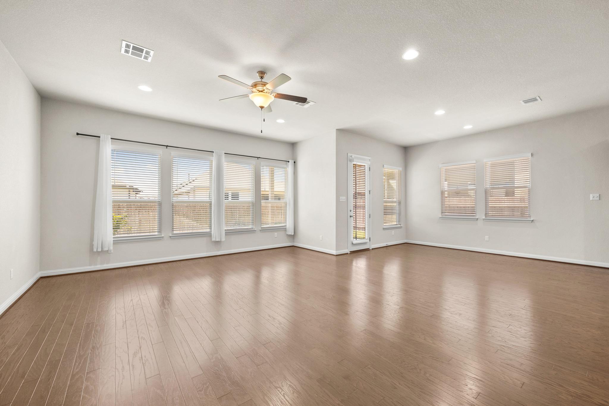 3821 Raven Caw Pass, Pflugerville, TX 78660