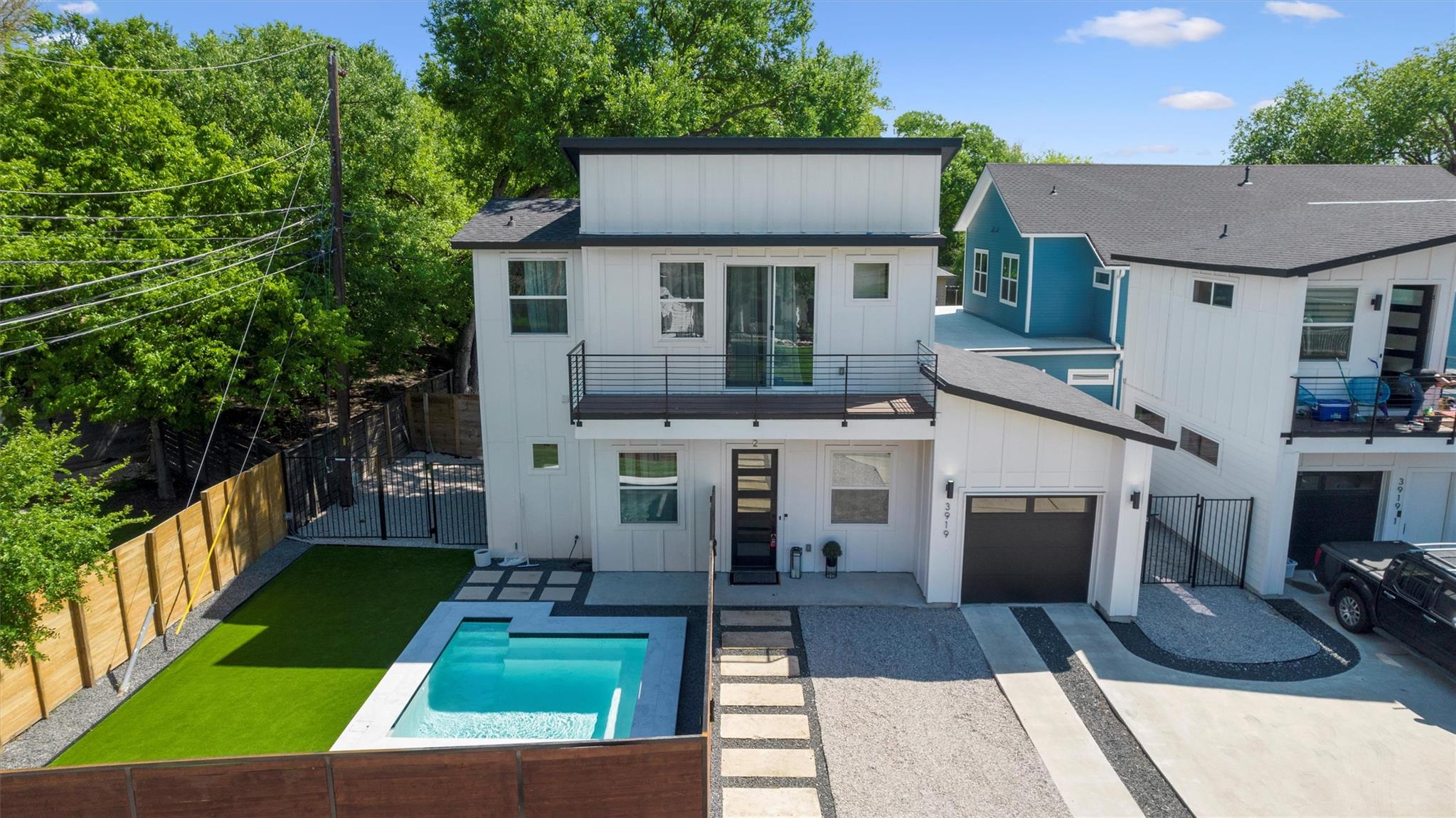 3919 E 16th St # 2, Austin, TX 78721