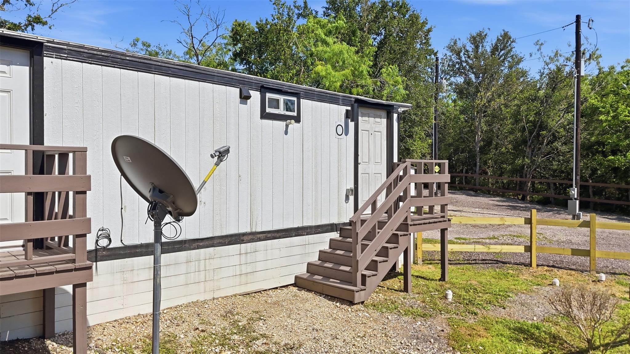 2540 FM 20, Red Rock, TX 78662