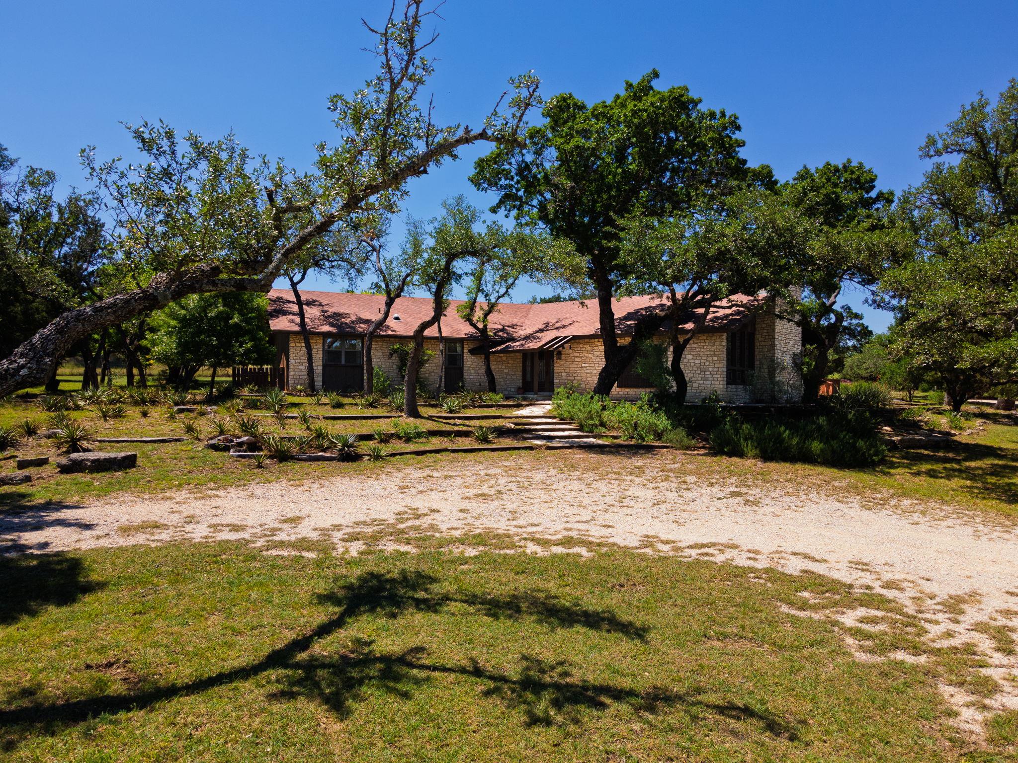 20 Sheppard Ln, Lampasas, TX 76550