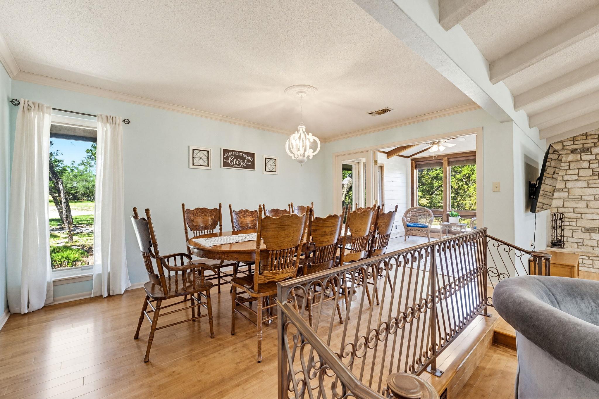 20 Sheppard Ln, Lampasas, TX 76550
