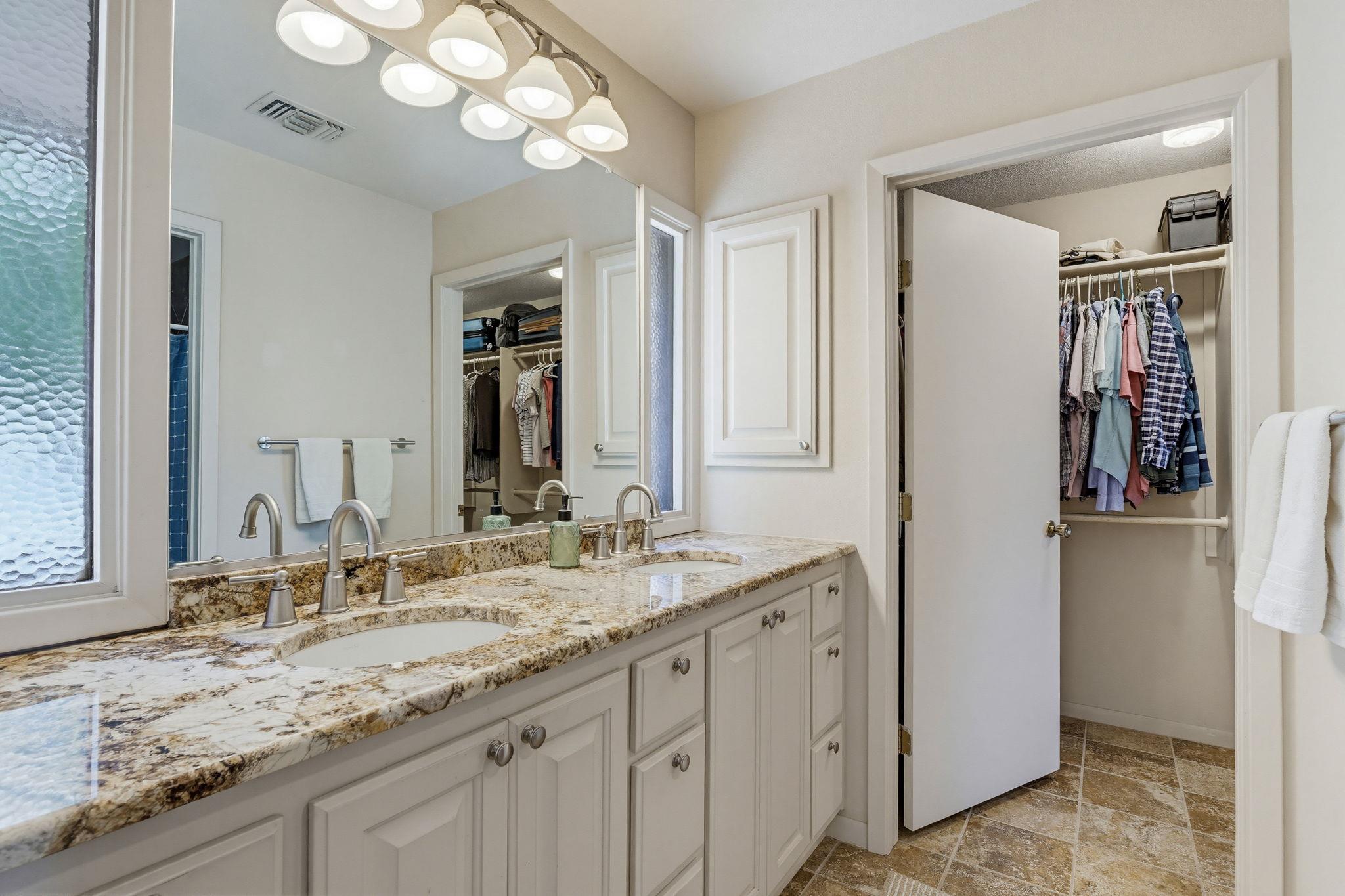 20 Sheppard Ln, Lampasas, TX 76550