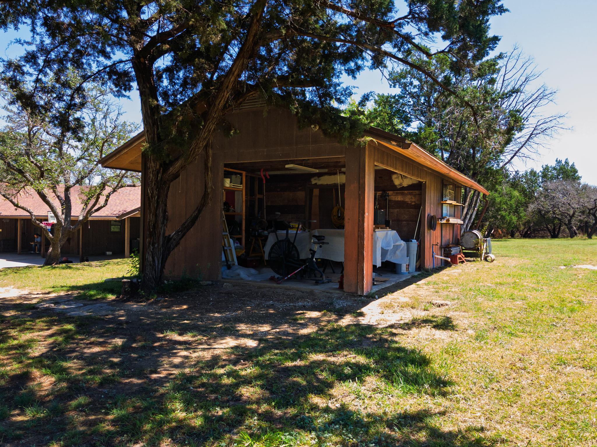 20 Sheppard Ln, Lampasas, TX 76550