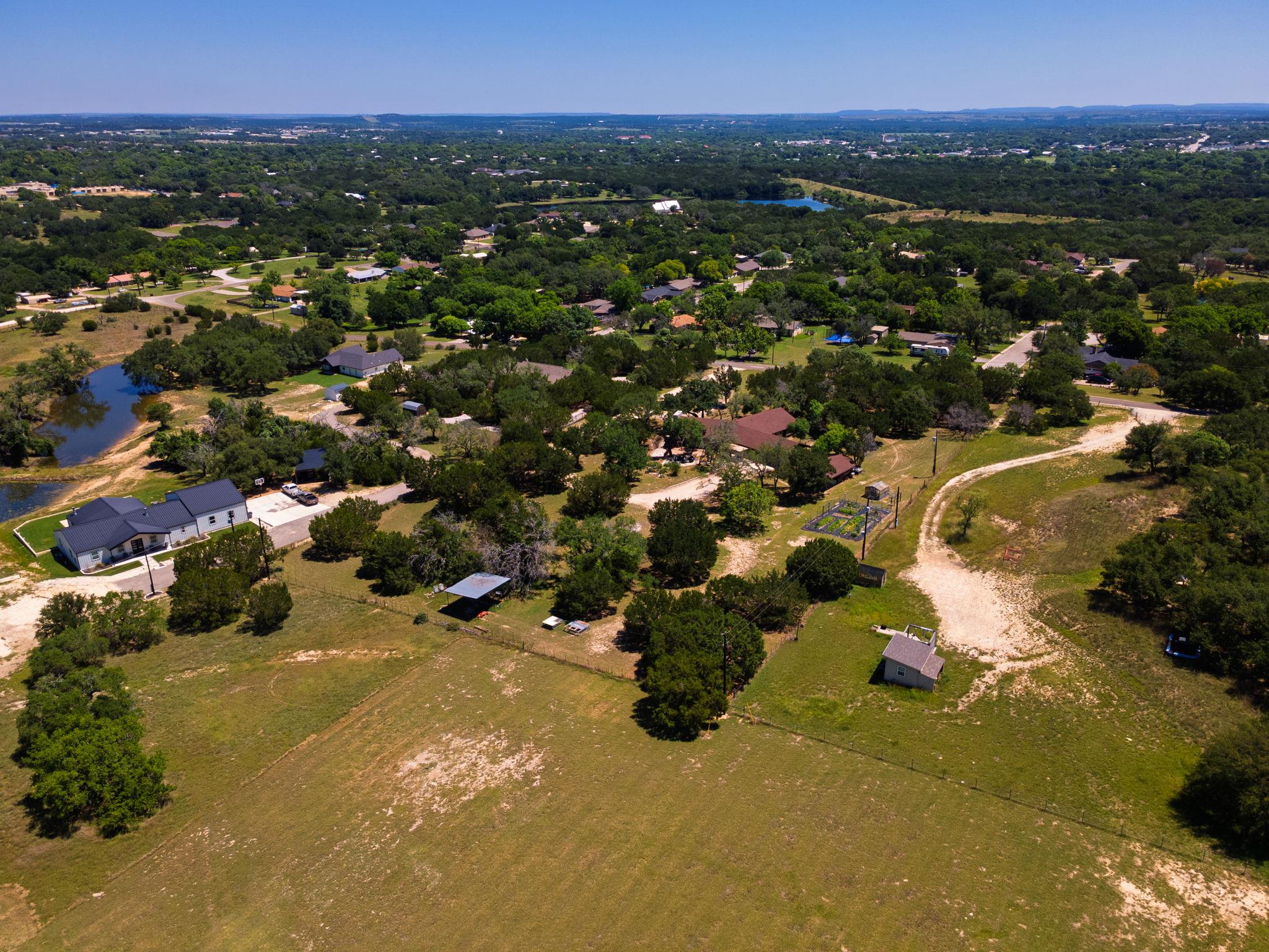 20 Sheppard Ln, Lampasas, TX 76550