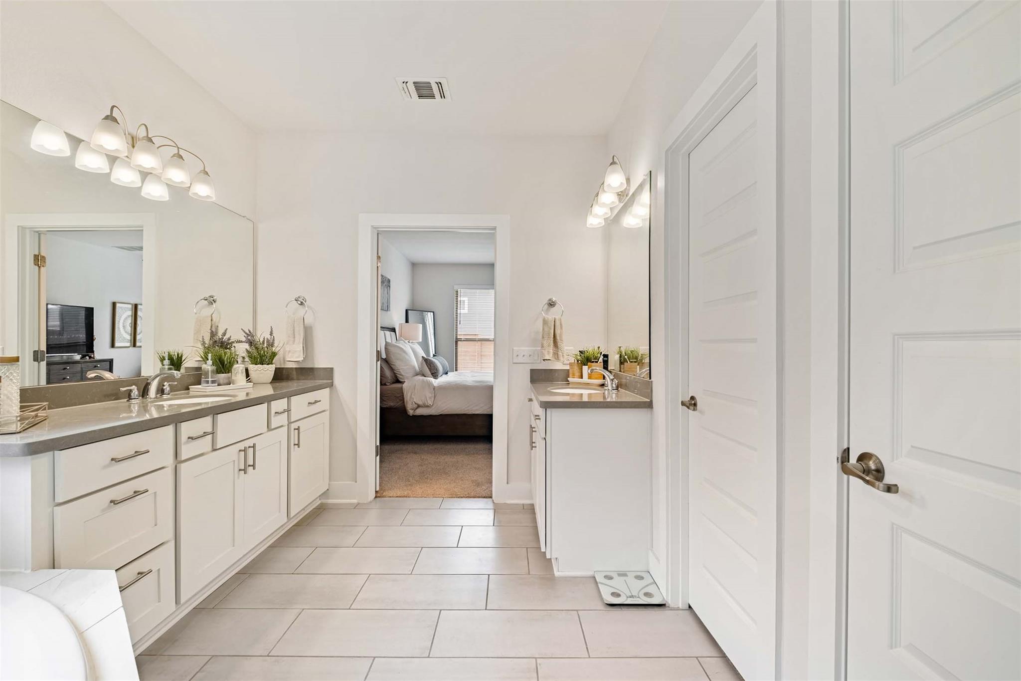 7600 Hillock Ter, Austin, TX 78744