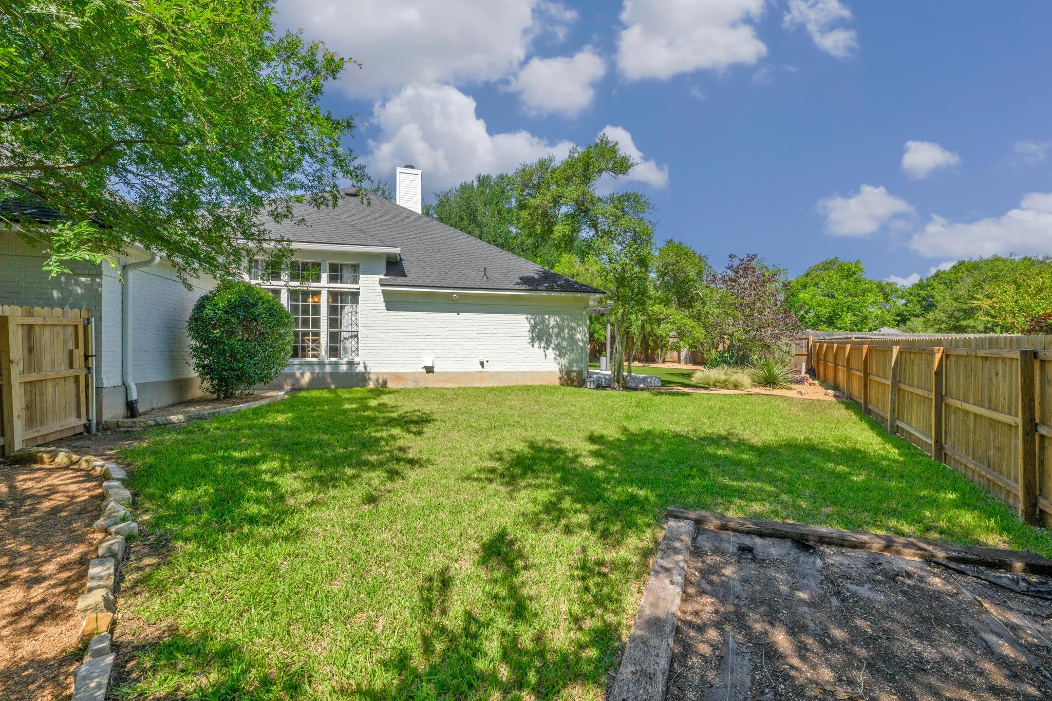 6118 Ginita Ln, Austin, TX 78739