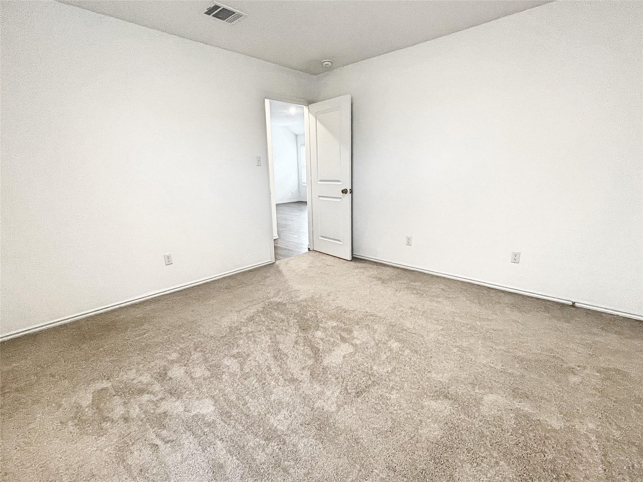 109 Allegro Dr, Hutto, TX 78634