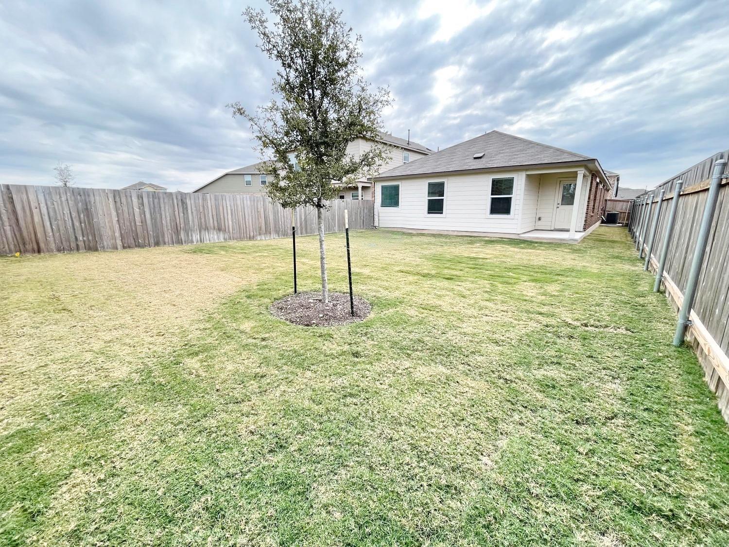 109 Allegro Dr, Hutto, TX 78634