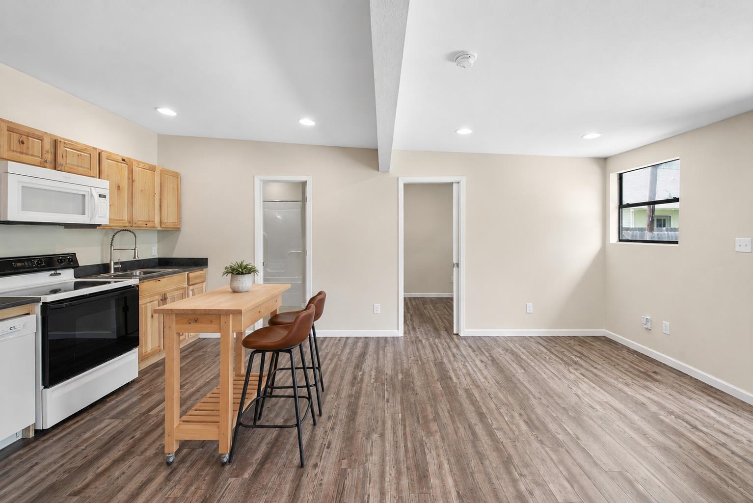 904 Philco Dr # B, Austin, TX 78745