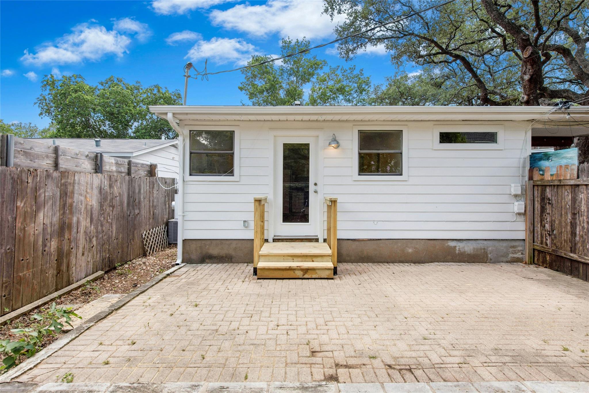 904 Philco Dr # B, Austin, TX 78745