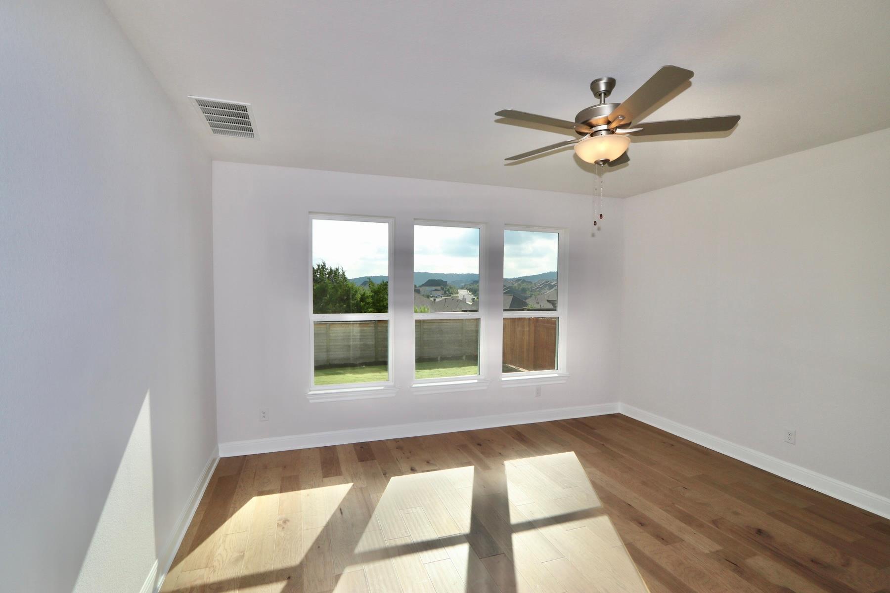 5817 Alamosa Clearing Dr, Austin, TX 78738