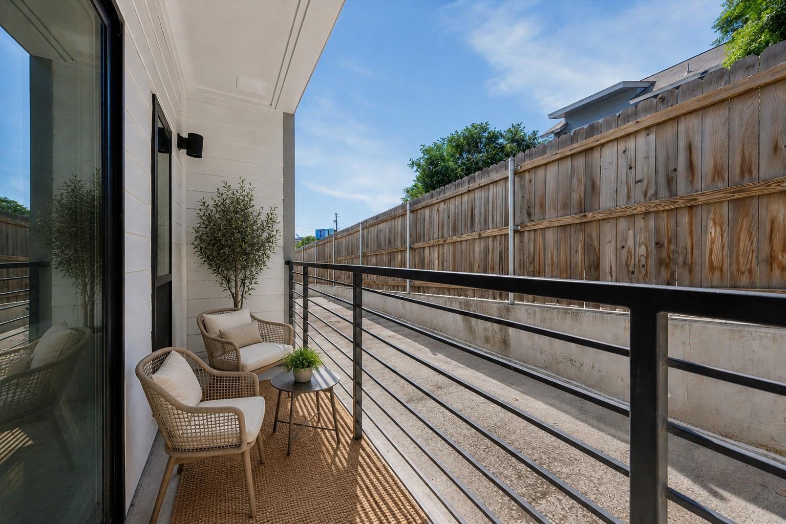 2220 Webberville Rd # 216, Austin, TX 78702