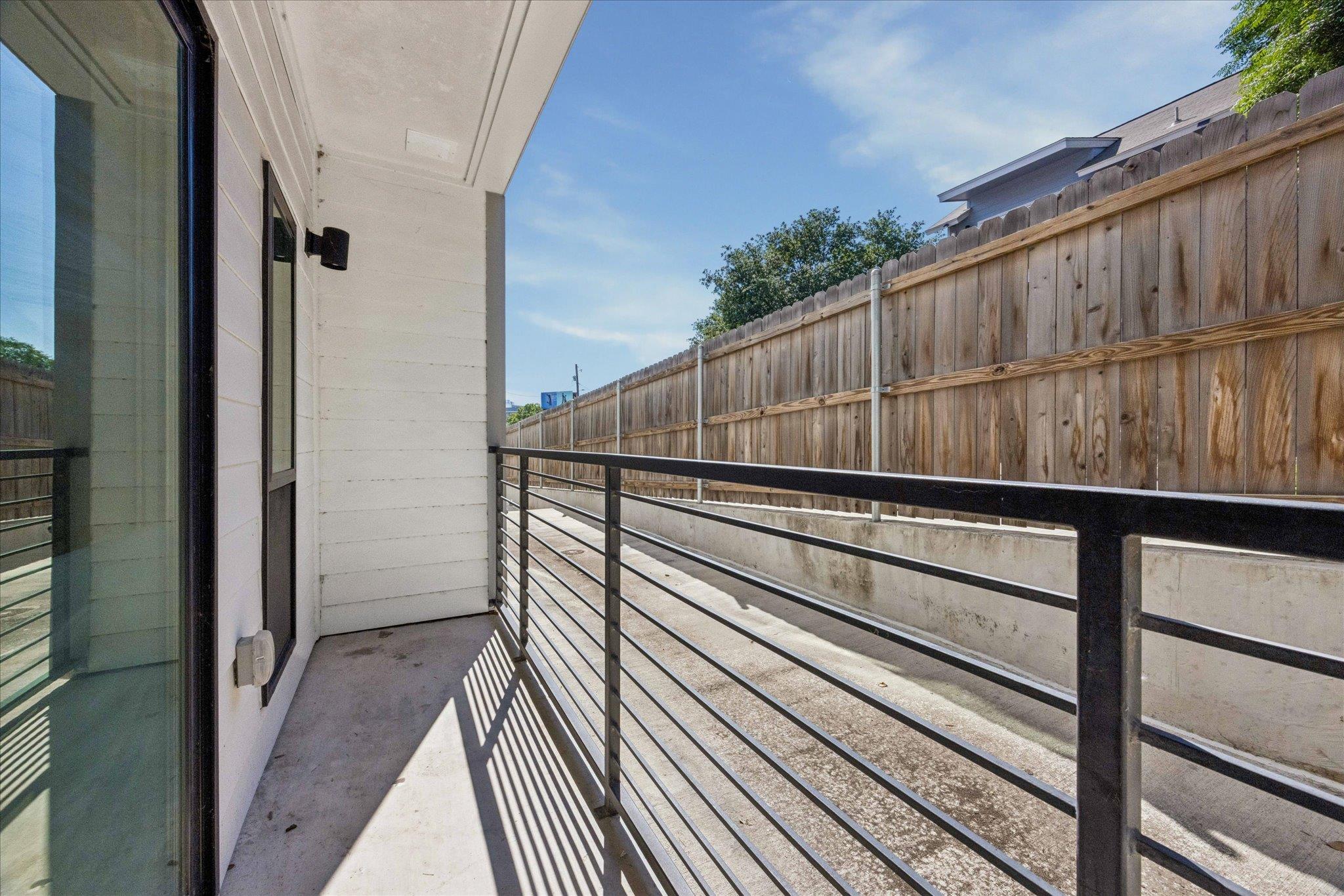 2220 Webberville Rd # 216, Austin, TX 78702
